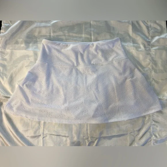 X by gotten pickleball/tennis/golf skirt/skort White Medium Used 1x Excellent - Picture 8 of 10